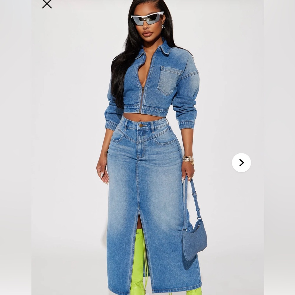 Fashion Nova denim maxi skirt size small